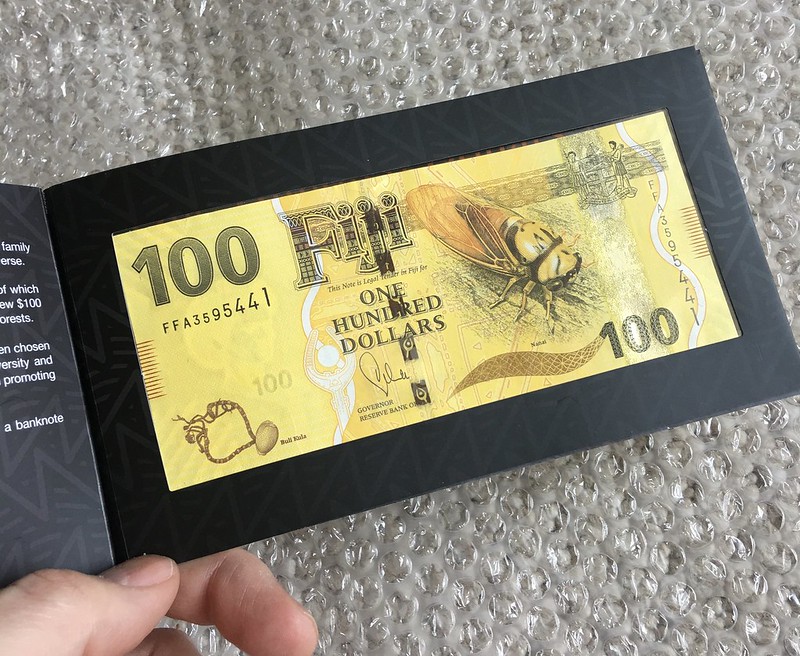 Fiji $100 note